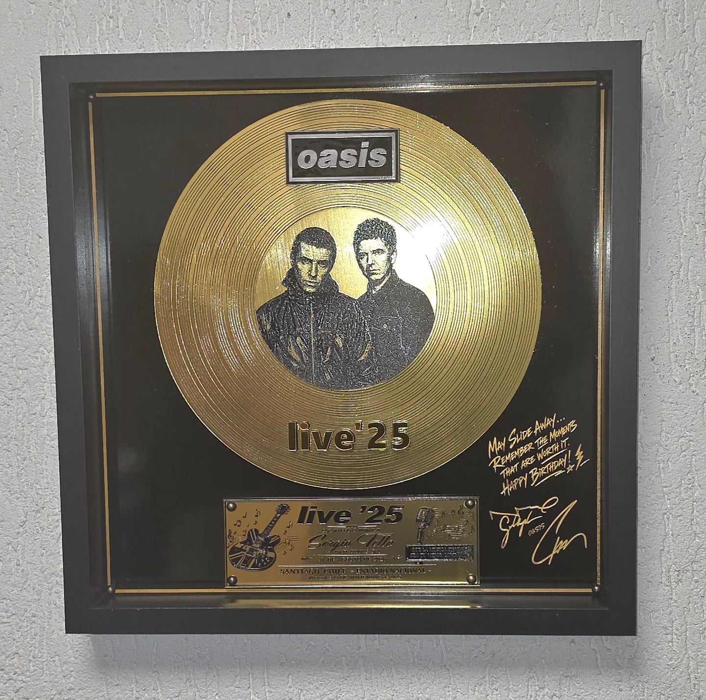 Disco de Oro OASIS de 40 x 40 cm
