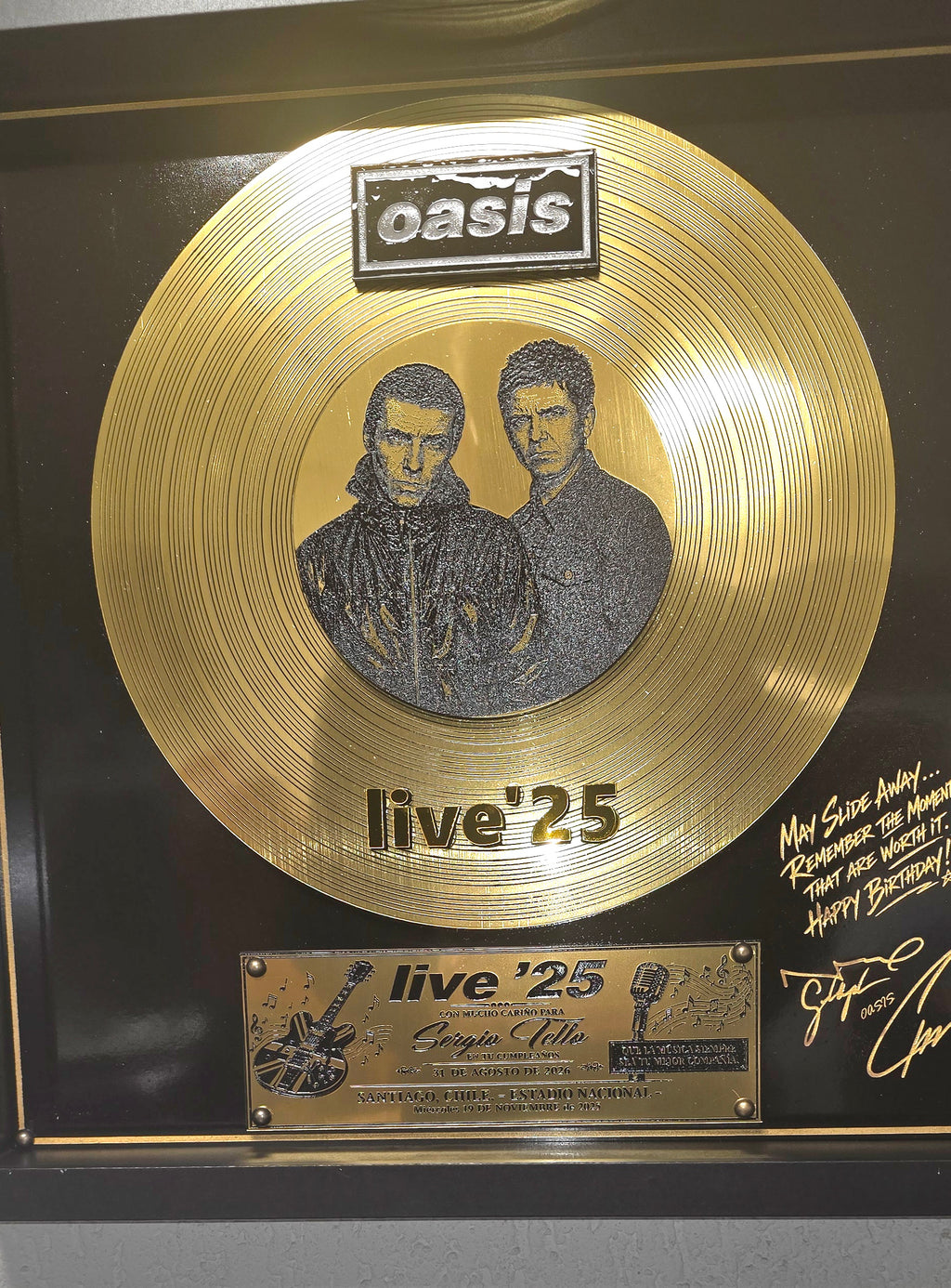 Disco de Oro OASIS de 40 x 40 cm