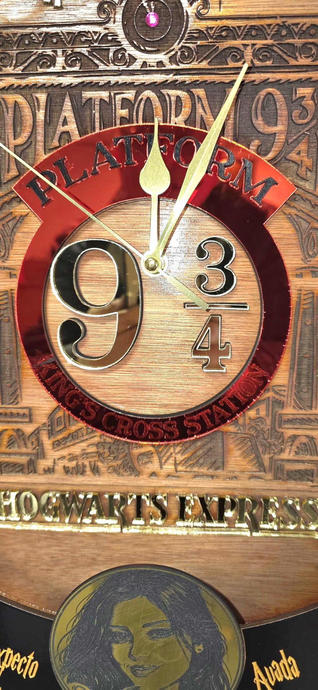 RELOJ HARRY POTTER ILUMINADO